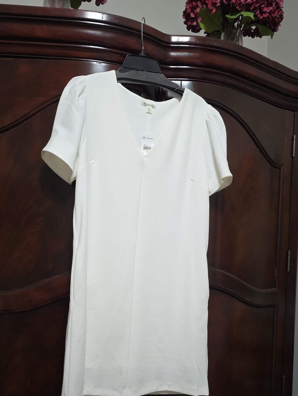 Versona White V-Neck Short Sleeve Tunic Top